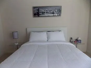 Fastlane Suites In Rouleau Calgary Condo