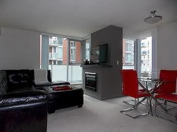 Condo Fastlane Suites In Rouleau Calgary